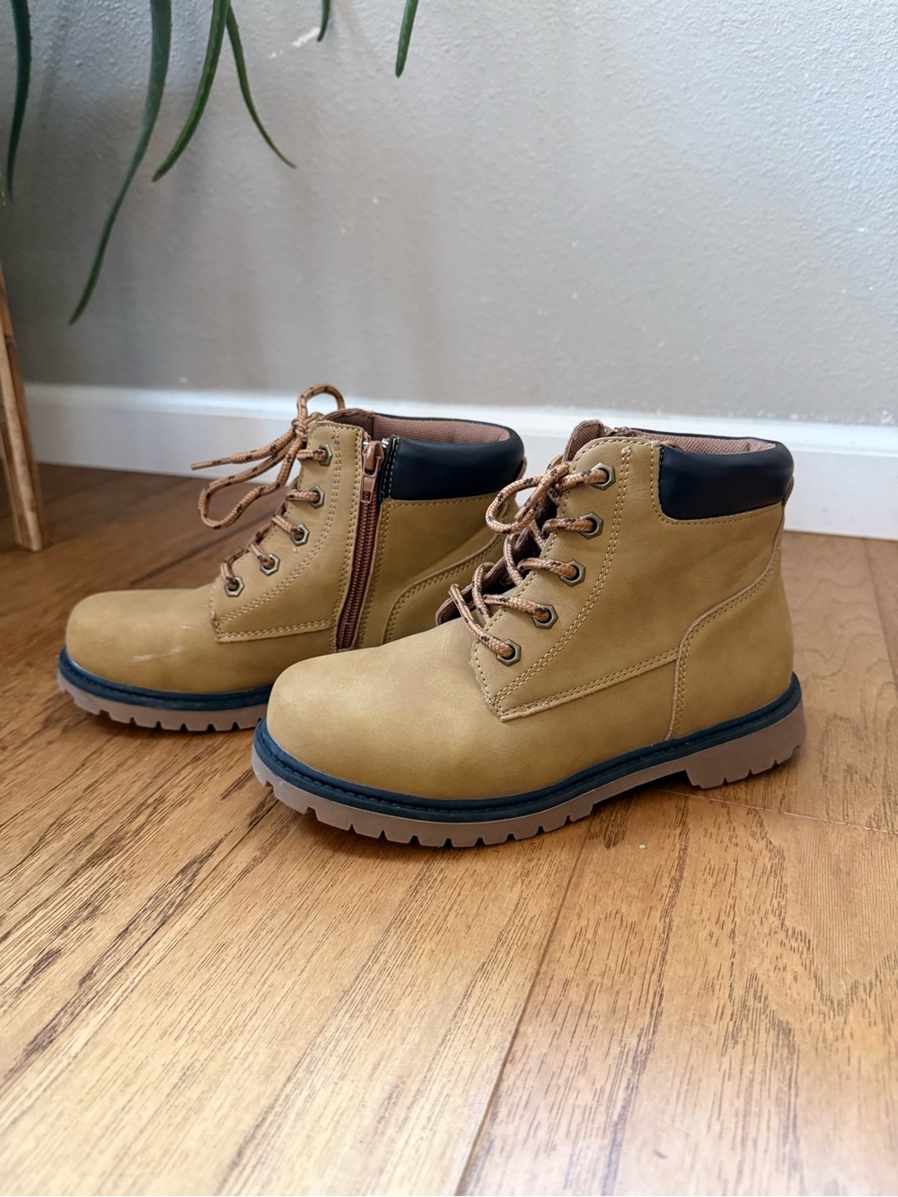 Hawkwell Kids Classic Zipper Waterproof Comfort Work Boot- Big kid 5